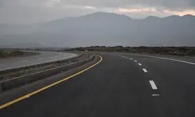 گزارش پلیس‌راه از آسیب به محورهای تبریز و تهران در حمله دشمن/ سفرهای ریلی مشهد موقتا به جاده منتقل شد
