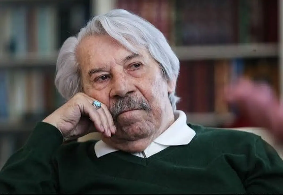 سفر در زمان؛ «داود رشیدی و بهروز وثوقی» در حال استراحت در پشت صحنه یک فیلم؛ سال 50 