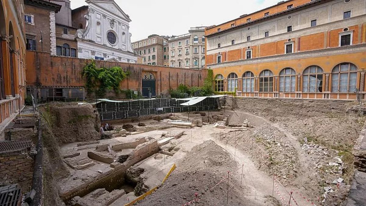کشف تئاتر گمشده امپراطور نرون در زیر محوطه هتلی در رم