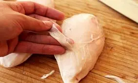 چرا مردم جنوب آسیا پوست مرغ را نمی‌گیرند؟