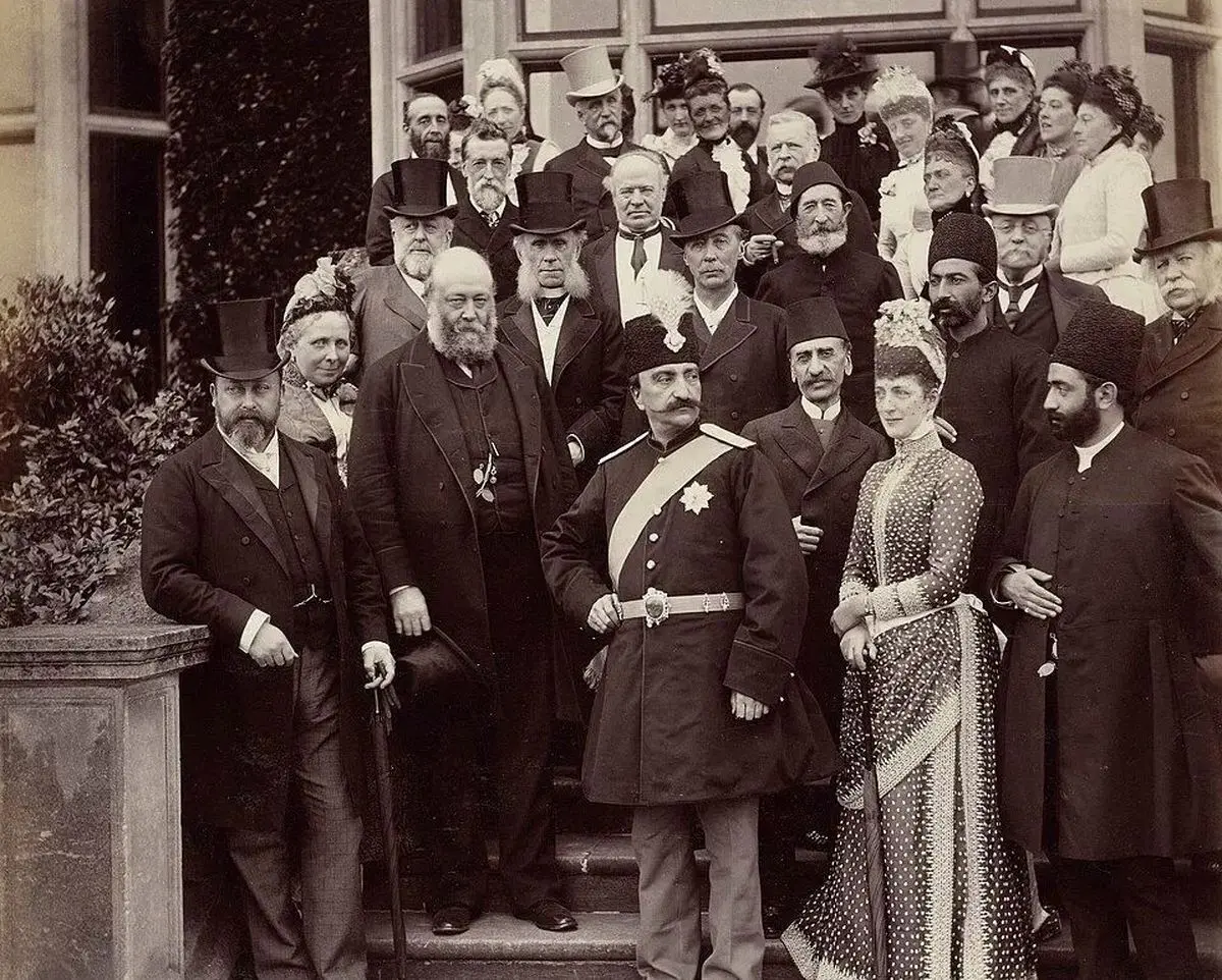 بر فراز برج ایفل، یک ایرانی ایستاد؛ روایت کمتر شنیده‌شده از مهدی قلی خان مجدالدوله در سفر سوم شاه