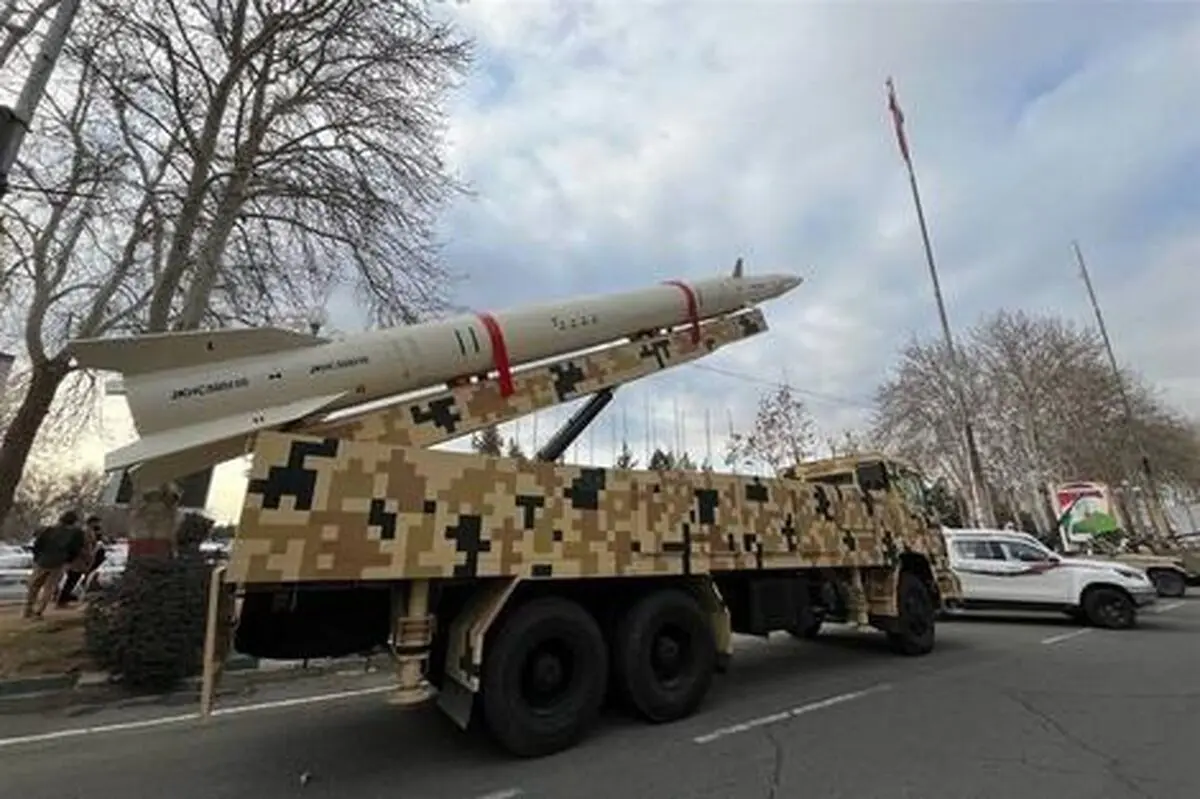 اقدام معنادار سپاه؛ نمایش موشک های بالستیک همزمان با تهدید آمریکا/ عکس
