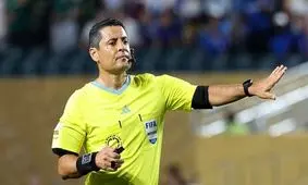 مسئولان کاری کردند علیرضا فغانی مجبور به رفتن از کشور شد/ داوری با افتخارات او احتمالا در ۱۰۰ سال آینده هم نخواهیم داشت/ او حاضر بود نفر دوم لیست بین المللی زیر پرچم ایران باشد اما مسئولین اینکار را نکردند/ ویدئو