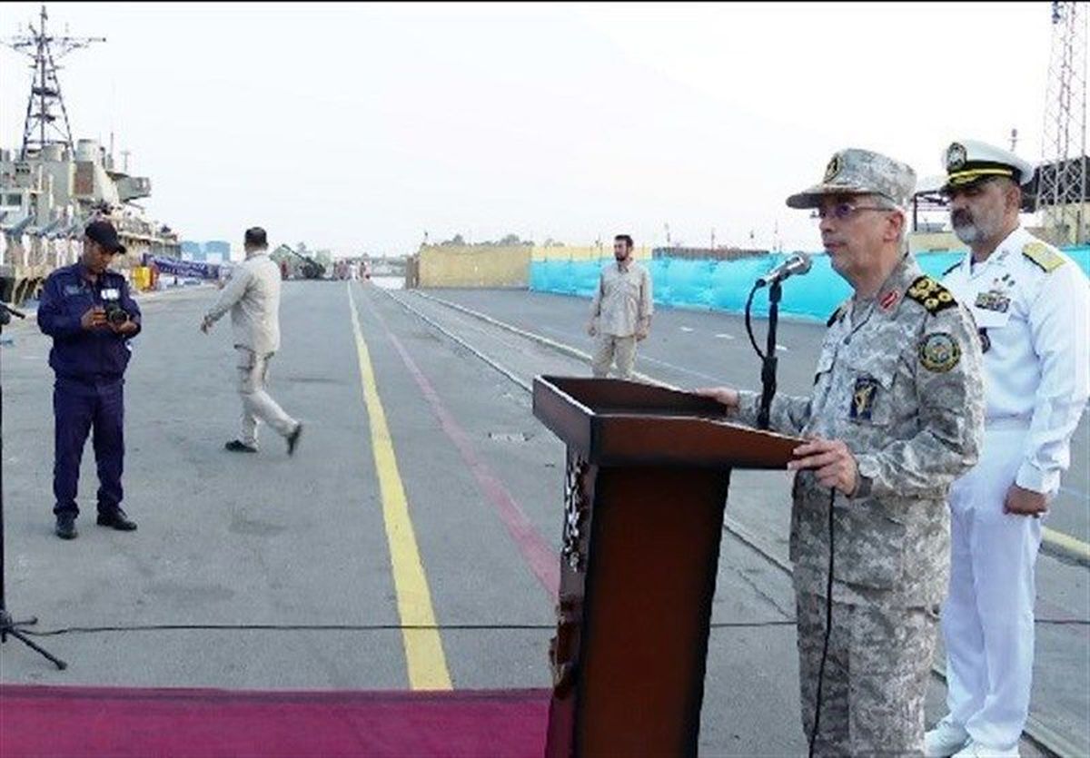 الحاق تجهیزات جدید به نیروی دریایی ارتش در بندرعباس