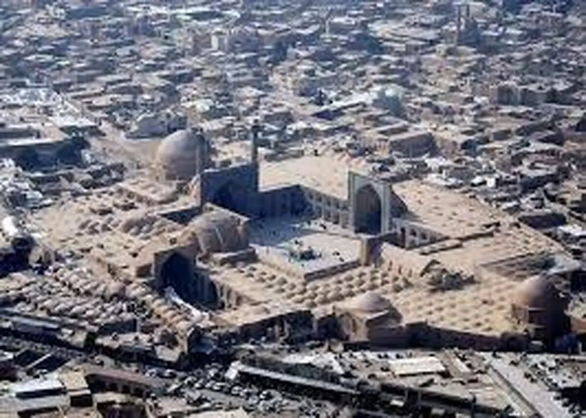 تصاویری از آسیب آثار تاریخی اصفهان در جنگ