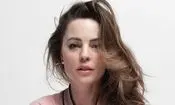 ستاره سینما در ۴۹ سالگی مادر شد!