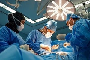 جنین مومیایی شده از بدن یک زن ۷۱ ساله در مشهد خارج شد/ ویدئو