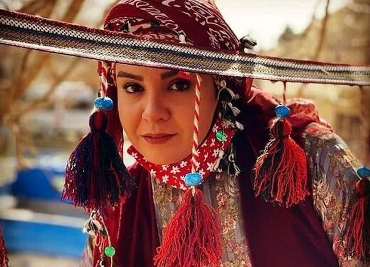 چرا ماه کاووس، دختران نورالدین خانزاده را آزار میدهد؟