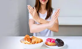 این ۵ عادت غذایی را ترک کنید