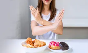 این ۵ عادت غذایی را ترک کنید