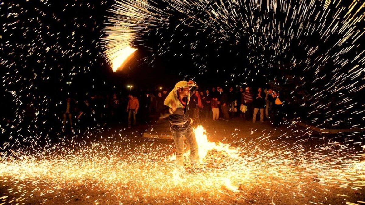 بازار چهارشنبه سوری در انحصار چین؛ «کهکشان» بسته‌ای ۲ میلیون و ۵۰۰

