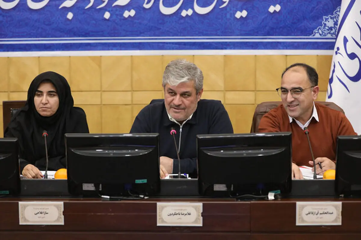 تاجگردون: وام‌ ازدواج و فرزندآوری در بودجه حذف نشده است