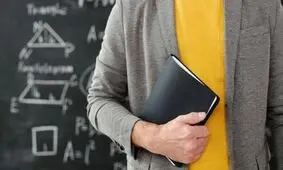 واریز پاداش استمرار خدمت فرهنگیان سال ۱۴۰۴ / ادامه اجرای طرح در سال جاری