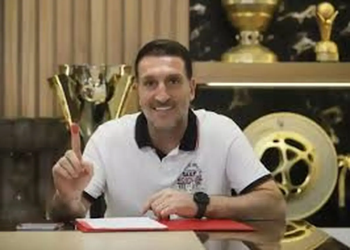 ادموند بزیک در باشگاه پرسپولیس پست گرفت