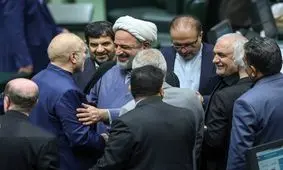 حمید رسایی: انتظار دارید بروم انگشت کنم در چشم آقای قالیباف؟!

