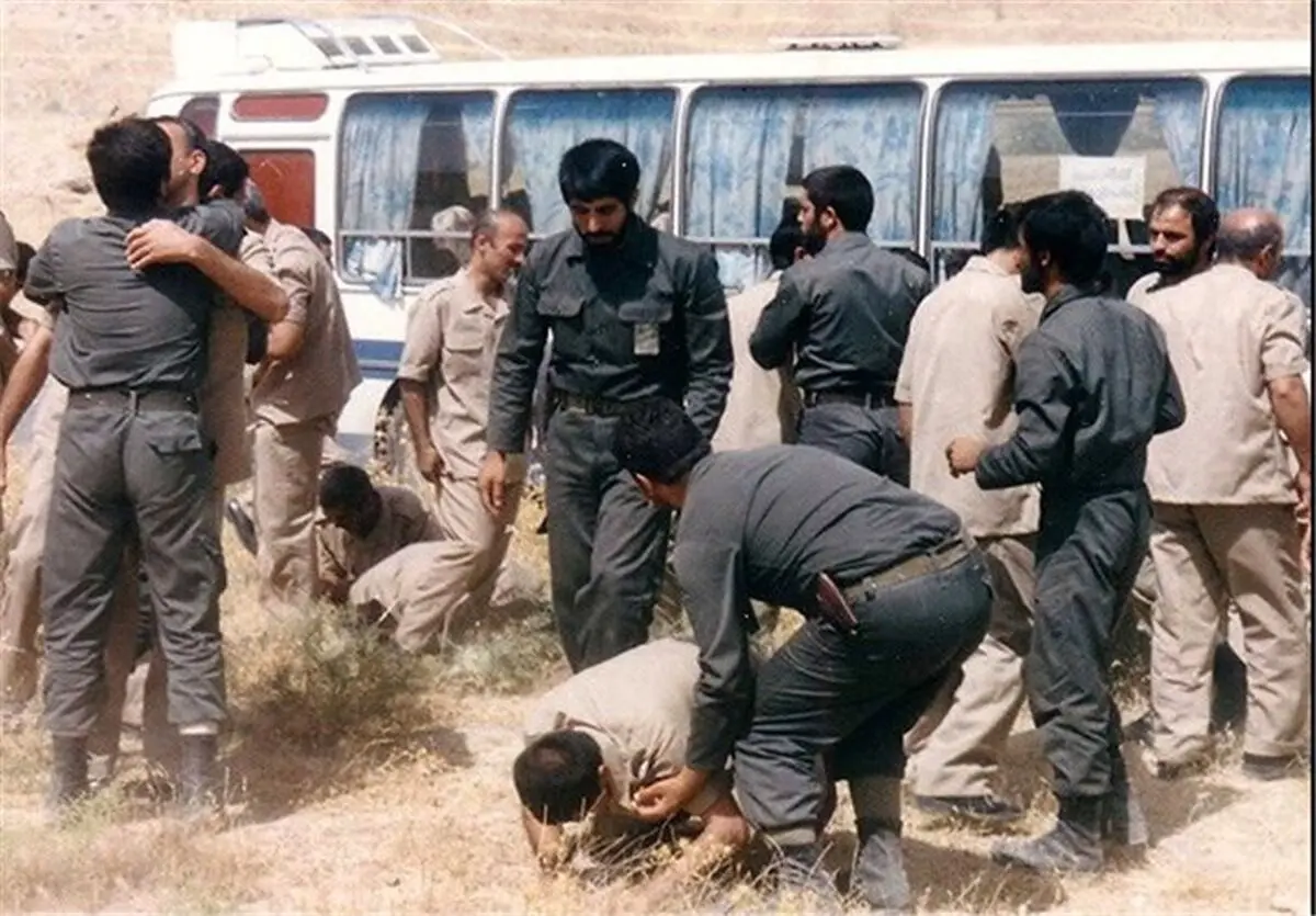 سفر در زمان؛ لحظۀ ورود اسیر ایرانی از عراق به خاک ایران؛ سال 69