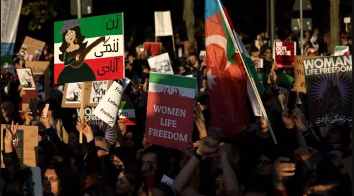 آلمان؛ میزبان همایش سالانه تروریست‌های منافقین 

