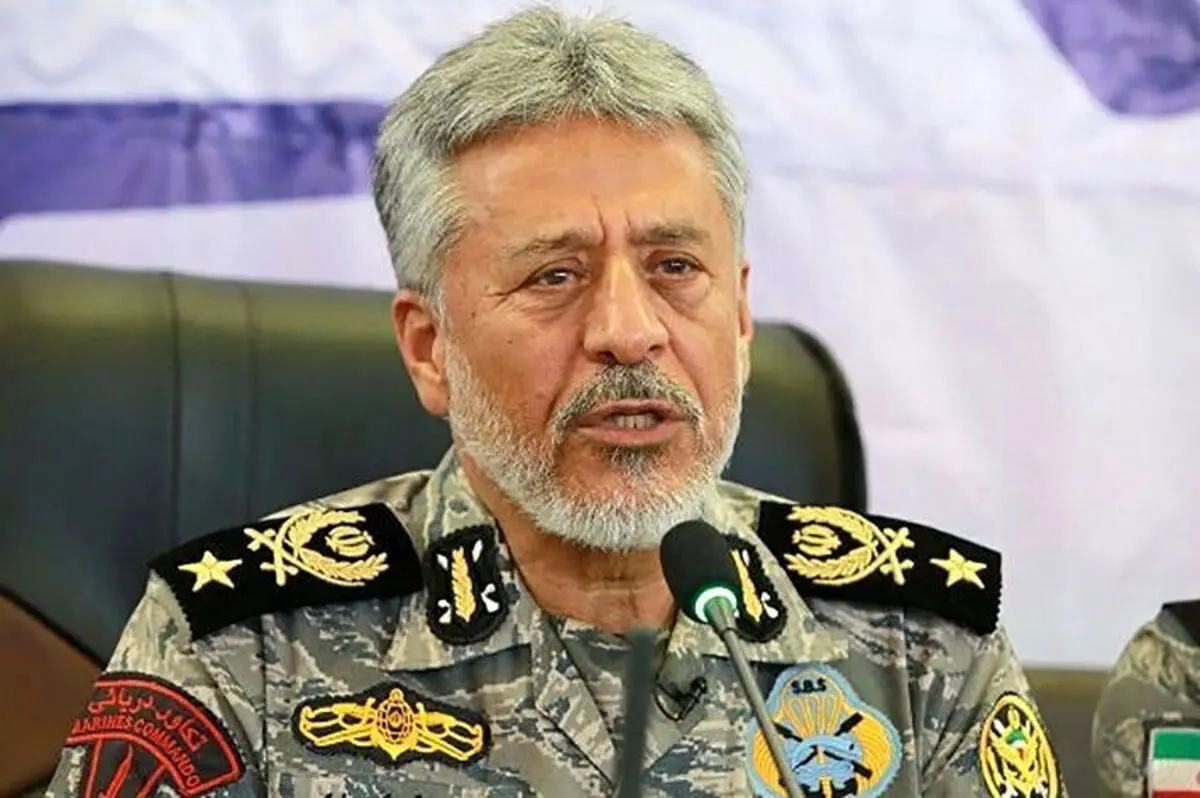 رئیس ستاد ارتش: ما هرگز اهل کشتار جمعی نیستیم و در عوض، پدافند را کار می‌کنیم/ امروز قدرت ما در تنگه هرمز حاکم است