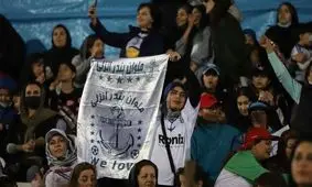 درخواست ملوان برای حضور بانوان در دیدار با ذوب آهن/  زیرساخت‌های مناسب فراهم شده است

