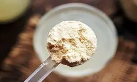 موج‌های غذایی؛ چگونه یک خوراک دام برای مردم نوشیدنی لاکچری شد!؟