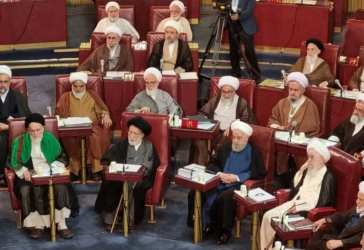 سخنرانی تند آیت‌الله توکل علیه حسن روحانی از تریبون مجلس خبرگان رهبری/ جنتی و حسن خمینی نیامدند