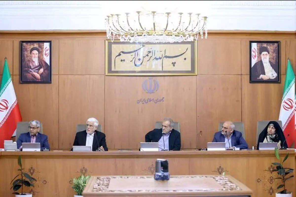 دستور پزشکیان برای رفع مشکلات سرمایه‌گذاران و تولیدکنندگان برق

