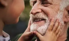 نوه از پدر و مادر بزرگ چگونه ارث می‌برد؟