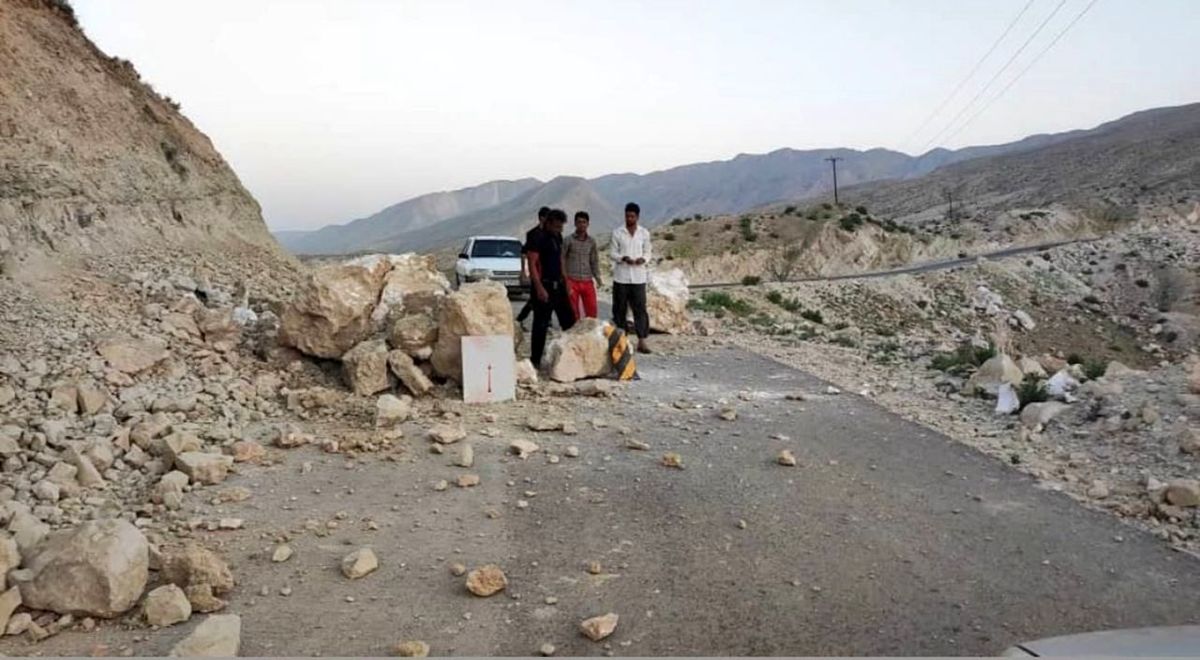 جان باختن ۲ کودک بر اثر ریزش کوه در آبشار شیرآباد خان ببین