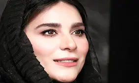 سفر زمان؛ چهرۀ «سحر دولتشاهی» در اتاق گریم «لابی»؛ سال 95 