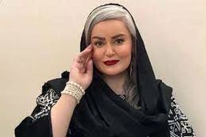 ظاهر متفاوت نعیمه نظام‌دوست در کنسرت حاجیلی 