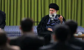  واکنش حضرت آیت الله خامنه ای به تبریک روز تولدشان توسط دانشجویان/ ویدئو

