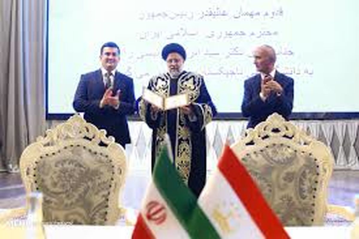 دانشگاه دولتی مسکو به رئیس جمهور کشورمان دکترای افتخاری اعطا کرد