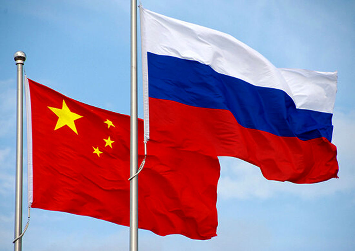 چین از همکاری‌ های دفاعی با روسیه استقبال کرد