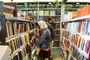 زنگ خطر کاهش تعداد کتابفروشی ها به صدا درآمد

