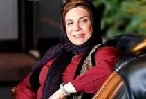 سفر زمان؛ «گوهر خیراندیش» در کنار «گوگوش» در حال تماشای یک تئاتر 