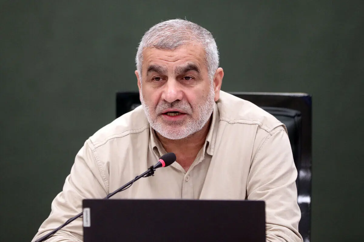 نیکزاد: ایران همۀ توان نظامی و تاکتیک‌های طراحی شده خود را یک‌جا استفاده نمی‌کند/ ویدئو