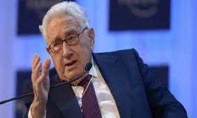 اوکراین پیشنهاد کیسینجر برای مذاکرات صلح با روسیه را رد کرد

