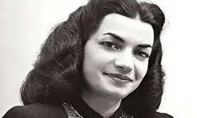 سفر در زمان؛ «اشرف پهلوی» در حال رانندگی؛ دهه 50