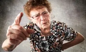 اثبات علمی بودن توصیه مادربزرگ‌ها برای شستن پشت گوش‌ها!

