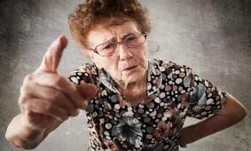 اثبات علمی بودن توصیه مادربزرگ‌ها برای شستن پشت گوش‌ها!

