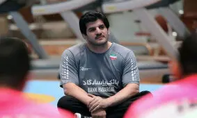 رسول خادم در خانه سالمندان و مواجه با کشتی گیر قدیمی مشهدی/ ویدئو

