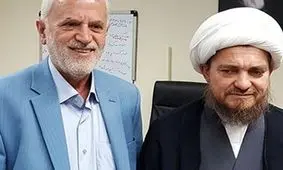 طب سنتی؛ شبه علمی که می تواند به شیادی کمک کند/ طبل توخالی مدعیان؛ از کوتاه شدن آلت تناسلی مردان تا عنکبوت شدن ایرانیان/ مروری بر دعاوی عجیب شبه پزشکان
