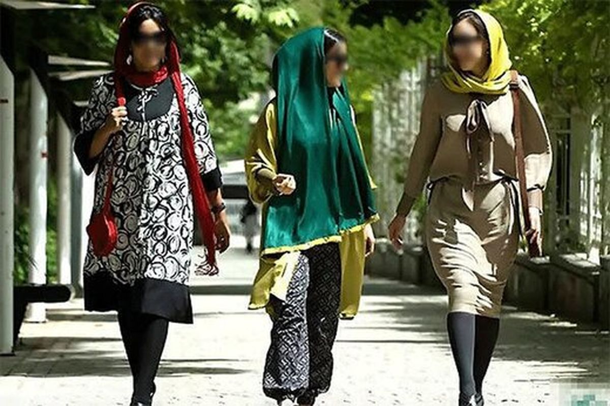 ممانعت از ورود زنان بدون حجاب به محوطه تاریخی طاق بستان کرمانشاه/ ویدئو