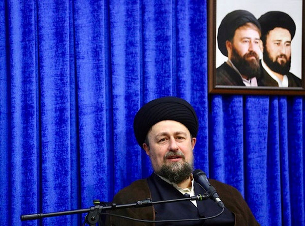  سید حسن خمینی: قرآن می فرماید اگر دشمن دست دوستی داد، تو بال های خود را بگشا/ عزت گاهی با جنگ به دست می‌آید و گاهی پای میز مذاکره/ باید به تیم‌ آقای عراقچی اعتماد کرد 