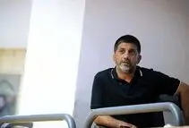 طوفان دبیر علیه فوتبال |‌ «آمار دارم که آدم‌هایشان با اینترنشنال ارتباط دارند» |  دبیر با چه جایگاهی وارد زمین فوتبال شده است؟