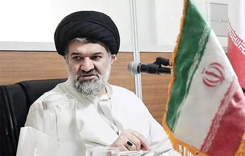آیت الله خرازی: تنها راه نجات ما ساخت بمب اتم و شلیک آن است/ با اطلاع از آن طرف عالم می گویم،  آنها که با بمب اتم مخالفت کردند در آن دنیا خیلی گرفتارند/ آنکه فتوا داده و اجتهاد کرده، باید در قیامت جوابگو باشد/ ویدئو