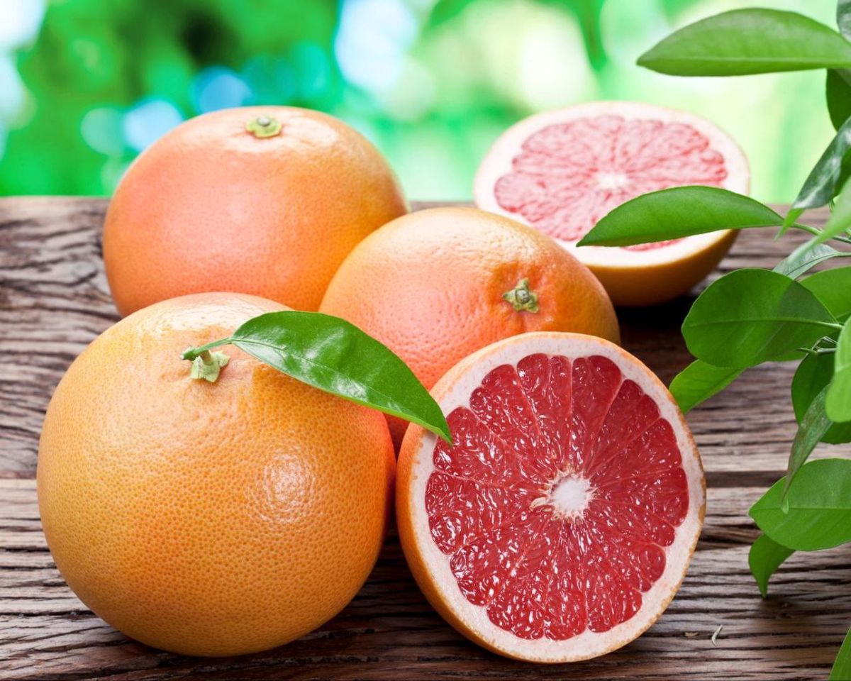 چه میوههایی برای کاهش وزن مفیدند؟