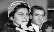 محمدرضا پهلوی در کارخانه مرسدس بنز/ ویدئو
