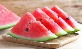 مراقب مسموم شدن با این میوه تابستانی باشید