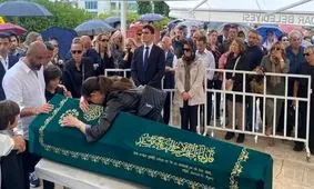 اشکهای بازیگر معروف ترکیه در مراسم تشییع حالیت یوکای